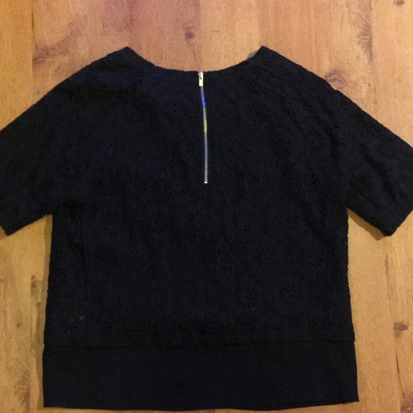 Banana Republic lace top - Picture 3 of 3